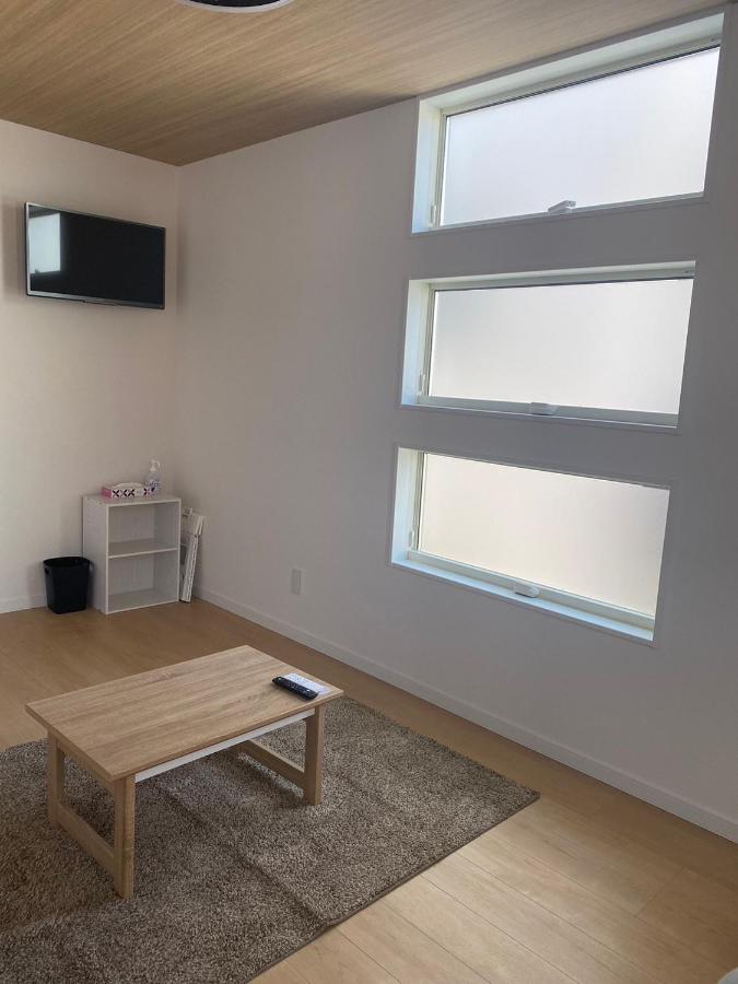 Guest House Daruma Anan Bagian luar foto