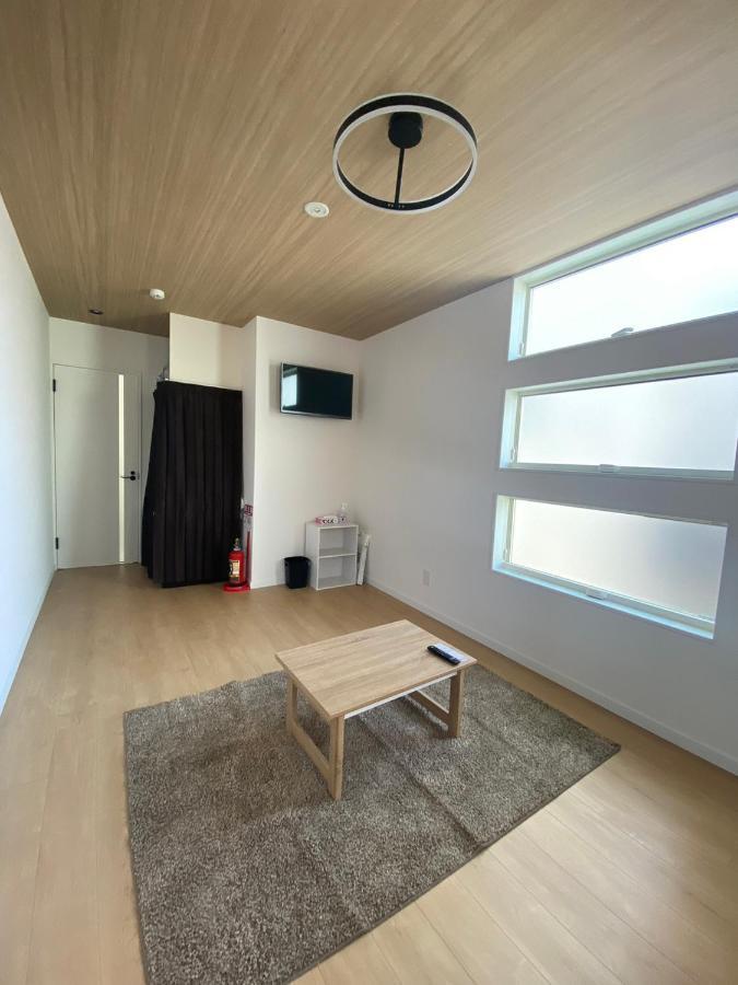 Guest House Daruma Anan Bagian luar foto